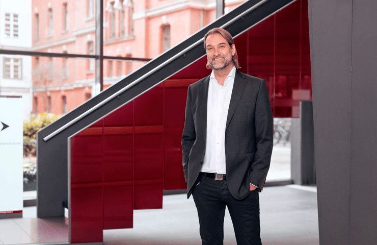 Excursion into the digital world of tomorrow - Interview with Uwe Bergmann, CEO of the COSMO CONSULT group