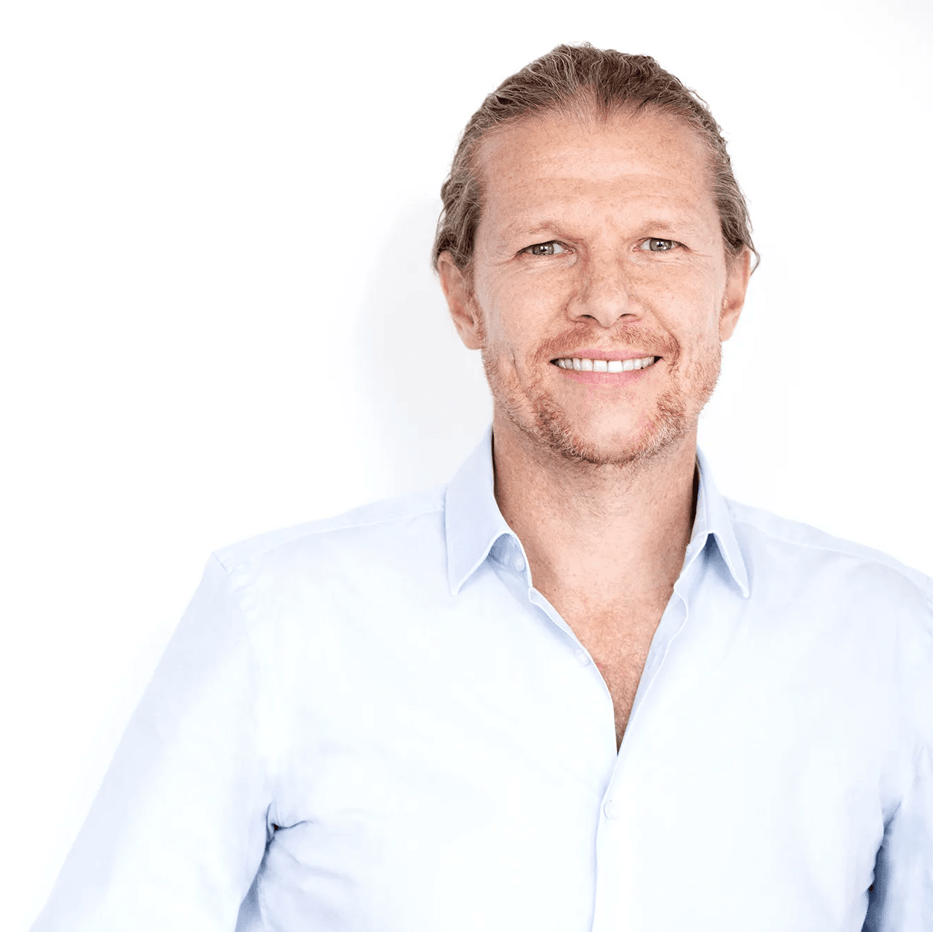 Peter Dibbern | Chief Marketing Officer Peter Dibbern | Chief Marketing Officer